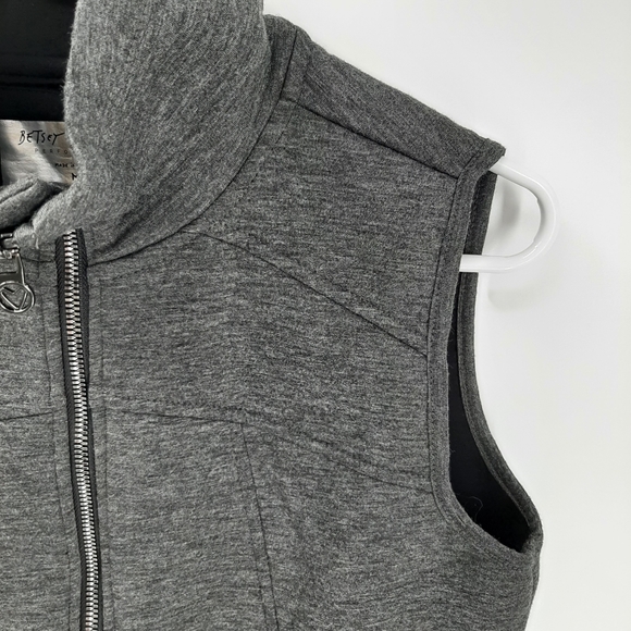 Betsey Johnson Funnel Neck Walker Vest med… - Picture 11 of 14